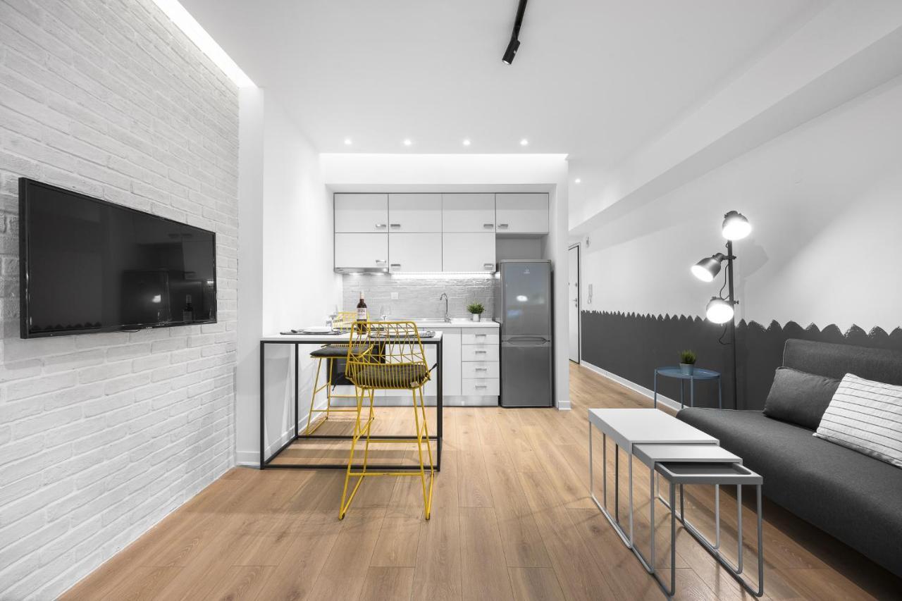 Nyma White Apartments, The Luxury Suites Tesalonika Bagian luar foto