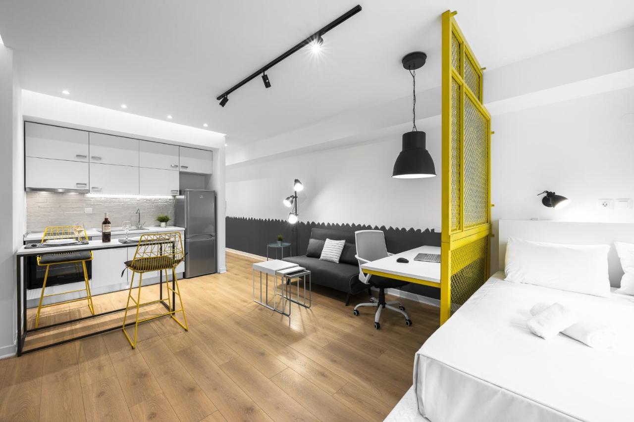 Nyma White Apartments, The Luxury Suites Tesalonika Bagian luar foto
