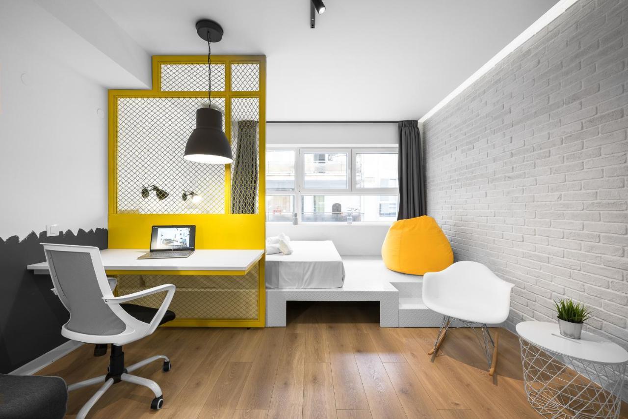 Nyma White Apartments, The Luxury Suites Tesalonika Bagian luar foto