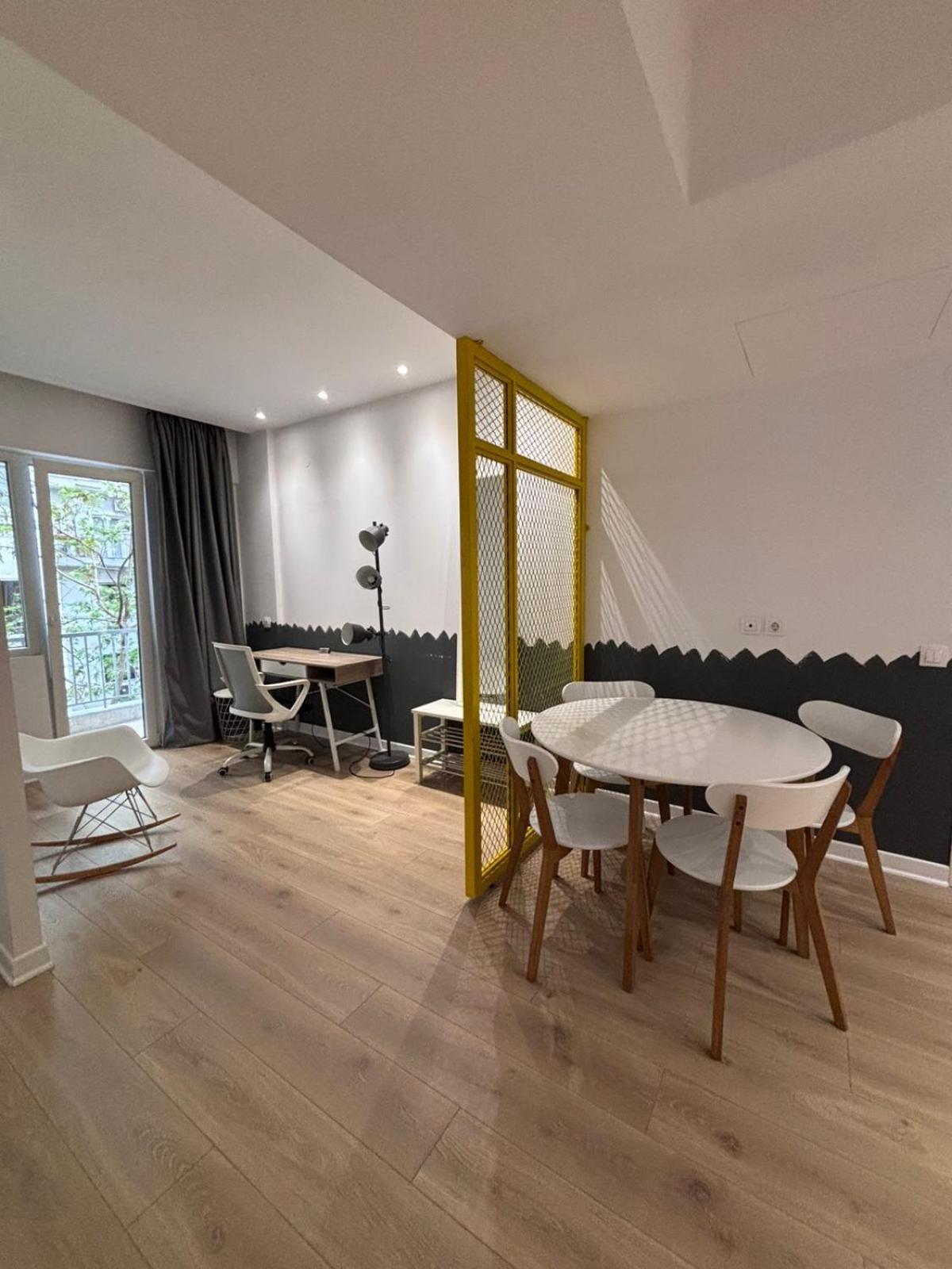 Nyma White Apartments, The Luxury Suites Tesalonika Bagian luar foto