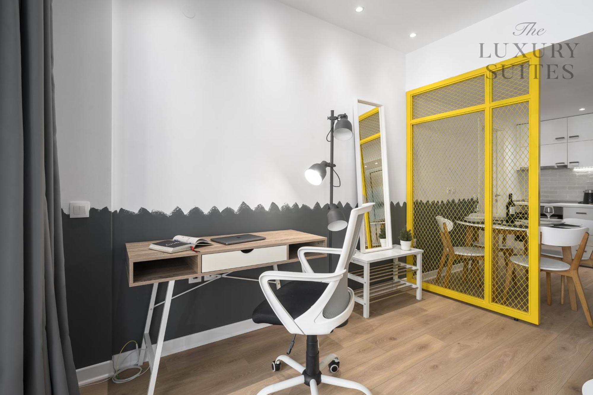 Nyma White Apartments, The Luxury Suites Tesalonika Bagian luar foto