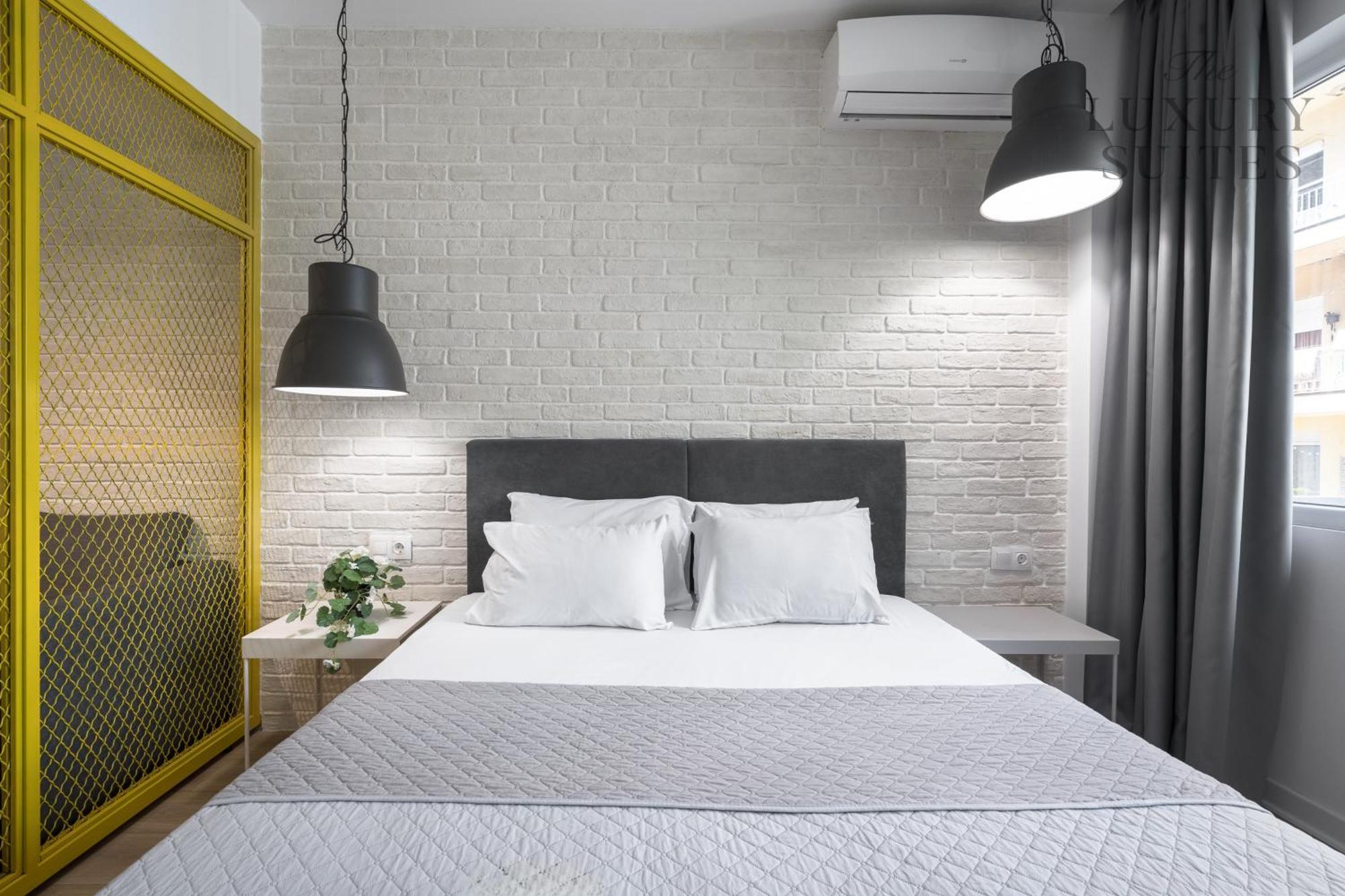 Nyma White Apartments, The Luxury Suites Tesalonika Bagian luar foto