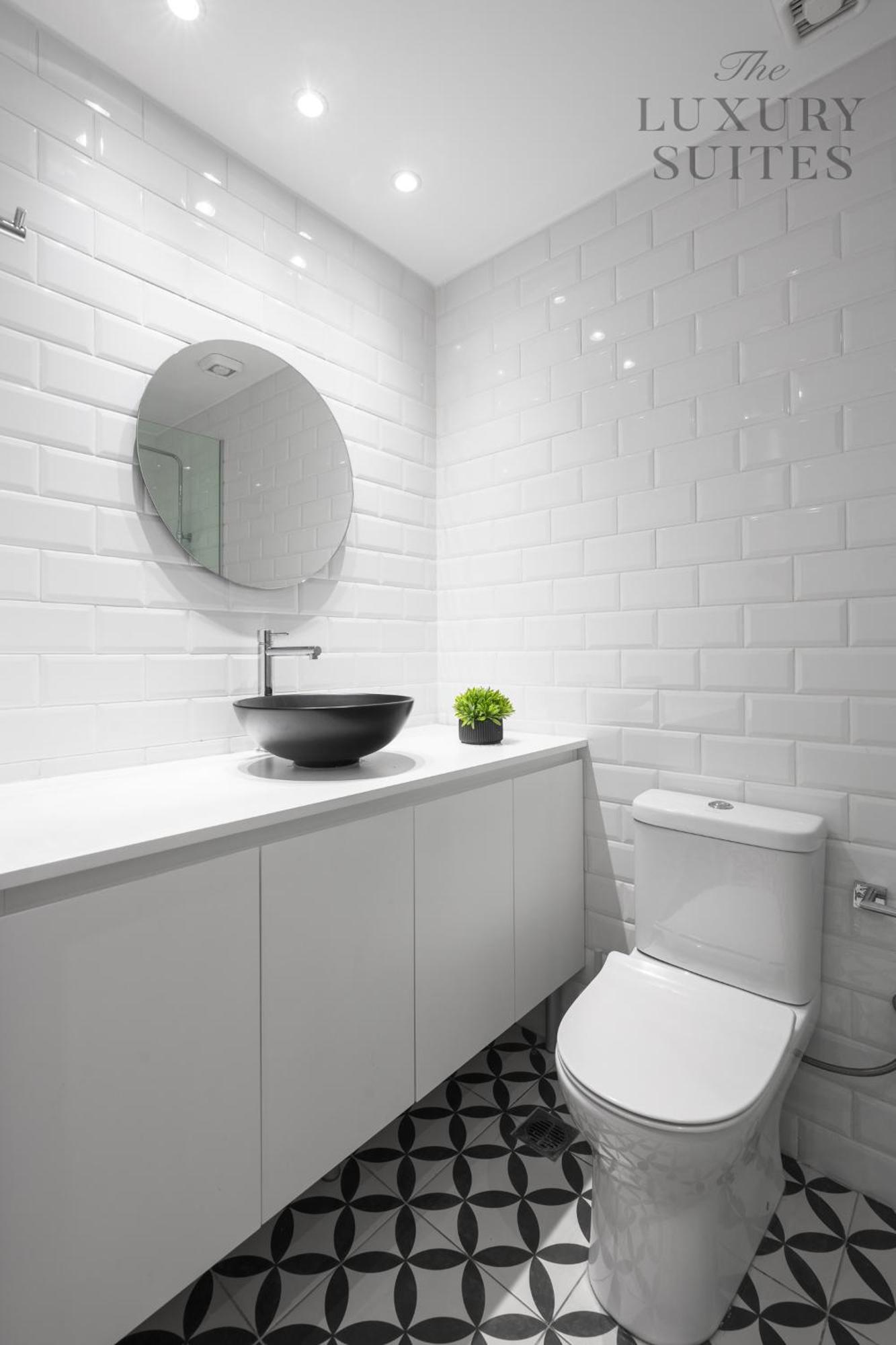 Nyma White Apartments, The Luxury Suites Tesalonika Bagian luar foto